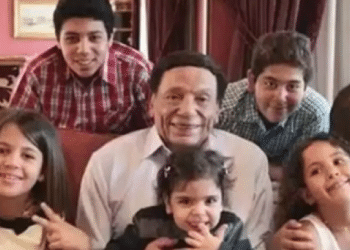 من هم أحفاده .. تفاصيل تنشر لأول مرة بشأن اعتزال عادل إمام