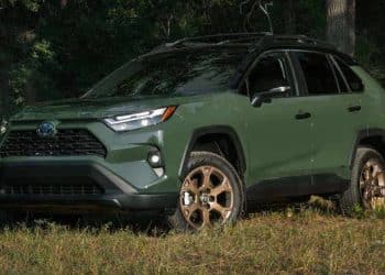 تويوتا راف 4 موديل 2024