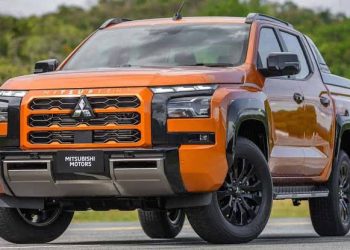 سيارة ميتسوبيشي تريتون 2024