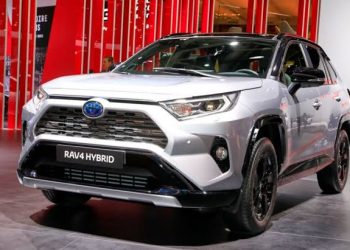 سيارة تويوتا راف فور موديل 2023