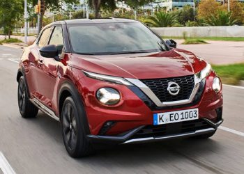 سيارة نيسان جوك 2023