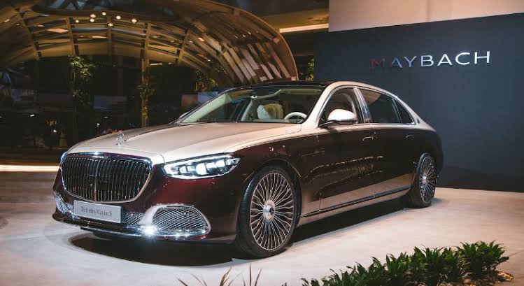 مرسيدس مايباخ 2023