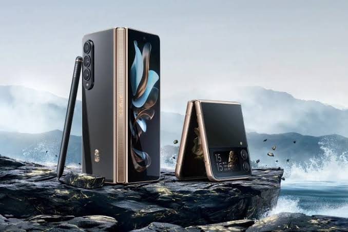 سلسلة Samsung W24