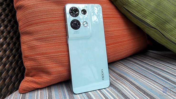 هاتف OPPO Reno 8 Pro Plus
