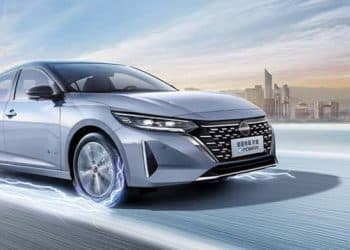 سيارة نيسان سنترا 2024 الجديدة