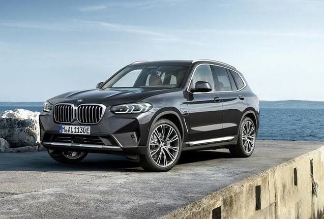 سيارة BMW X3 موديل 2024