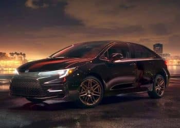 سيارة تويوتا كورولا 2024