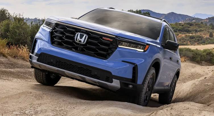 سعر سيارة هوندا بايلوت 2023 في الإمارات