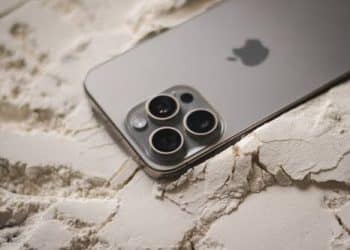 سعر موبايل iphone 15 Pro في الكويت