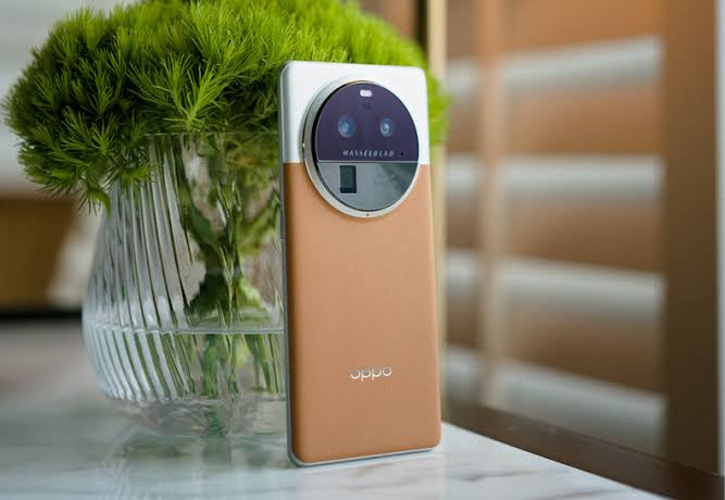 مواصفات هاتف Oppo Find X7 Pro