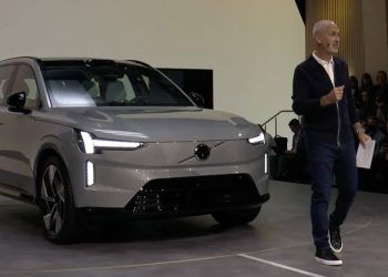 فولفو EX90 الـ SUV الكهربائية
