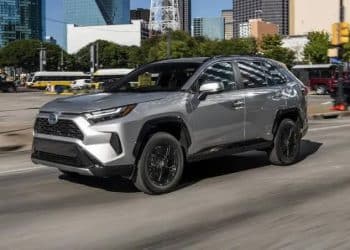تويوتا راف فور 2023