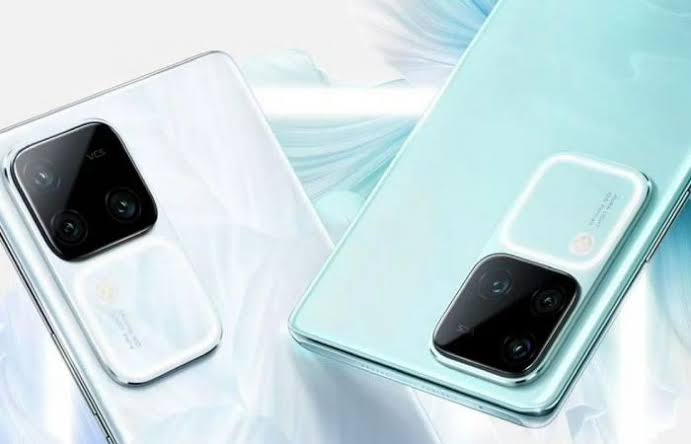 هاتف vivo V30 Pro