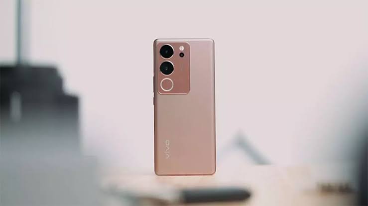 هاتف Vivo V30