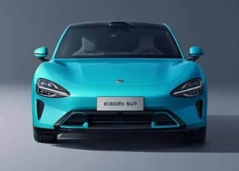 أول سيارة كهربائية من شاومي SU7