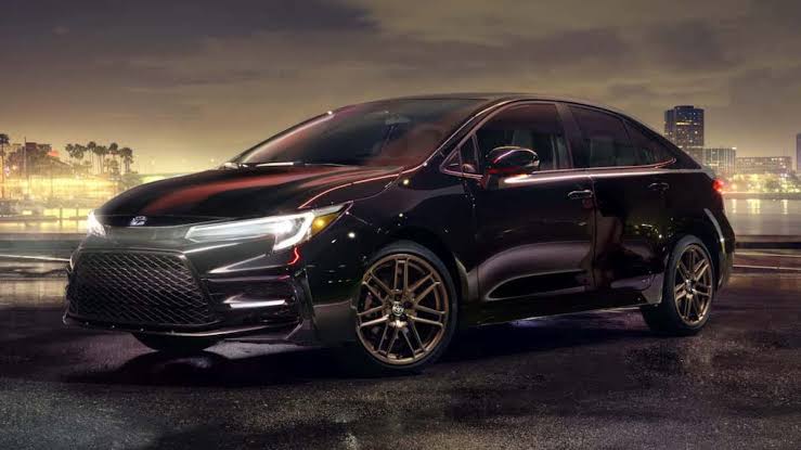 سيارة تويوتا كورولا 2024