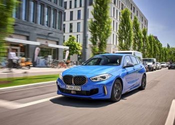 سيارة BMW 118 موديل 2024