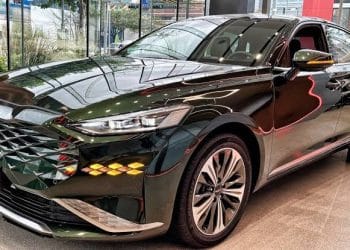 سيارة كيا الجديدة K8 