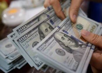 سعر صرف الدولار اليوم في العراق اليوم الأربعاء 18 تشرين 2023 .. صدمة جديدة