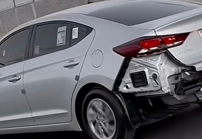 ماذا تعني موضة قص الصدام الامامي