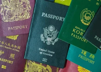 جوازات سفر مختلفة