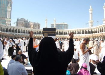عمرة الترانزيت .. تعرف على الشروط والمدة وطريقة التسجيل