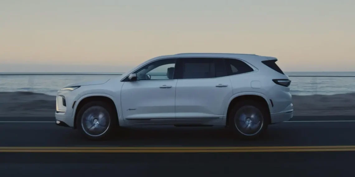 شيفروليه ترافيرس هاي كانتري 2026