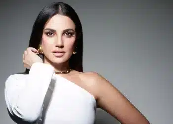 بالقميص الأبيض .. شاهد ظهور صادم لـ”درة” على انستجرام