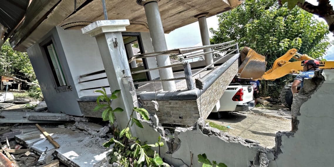 زلزال يضرب الفلبين