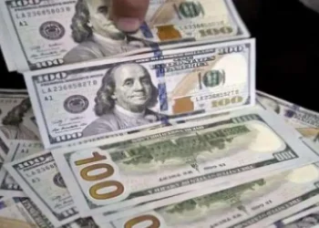 ارتفاع سعر 100 دولار في العراق اليوم السبت 21  تشرين 2023.. مفاجأة صادمة