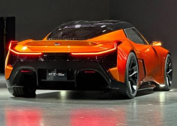 سيارات بطراز مختلف ومبتكر في معرض طوكيو الدولي