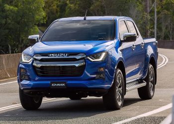 سيارة ايسوزو ديماكس