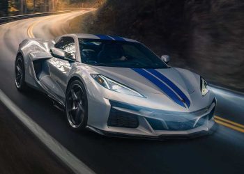 شيفروليه كورفيت إي راي 2024