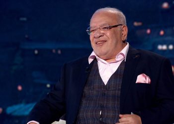 شاهد .. صلاح عبد الله يثير الجدل حول النقاب : مش من الإسلام وهمنع بناتي منه