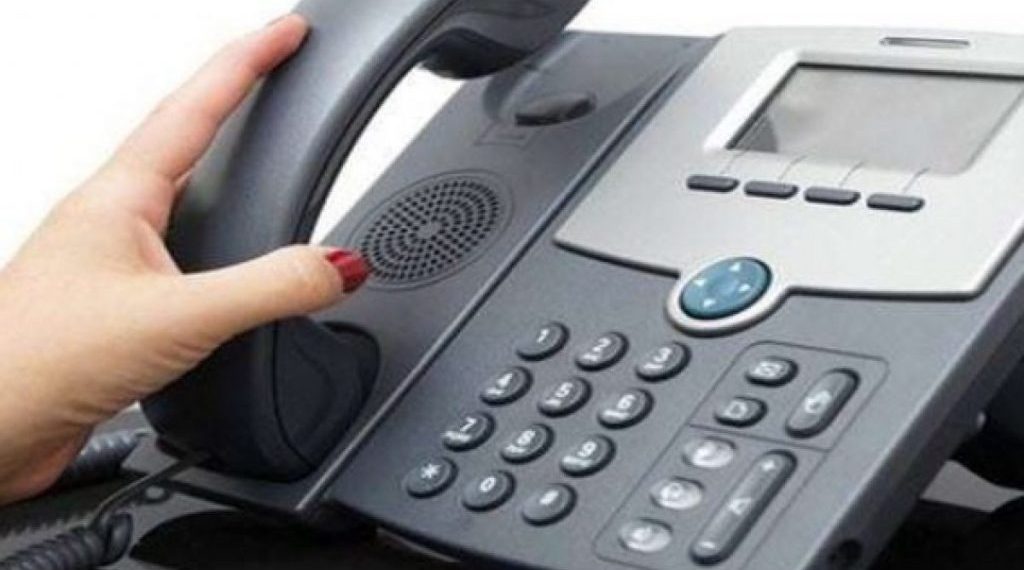 تليفون أرضي لونه رصاصي