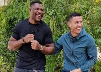 كريستيانو رونالدو والمصارع الكاميروني