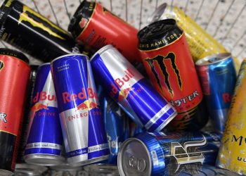 كانزات من مشروبات الطاقة
