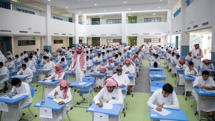الإختبارات النهائية