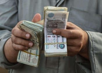 صرف العلاوات الخمس لأصحاب المعاشات في مصر.. التأمينات تعلن عن جدول المستفيدين