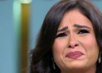 شاهد .. ياسمين عبد العزيز تثير الجدل بسبب بكاءها المصنوع